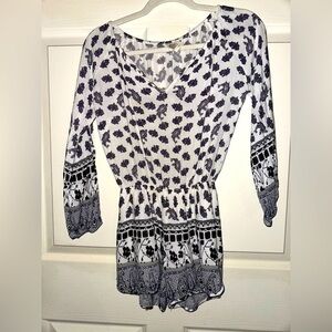 Anthropologie Lilka paisley printed long sleeve romper boho summer beach XS